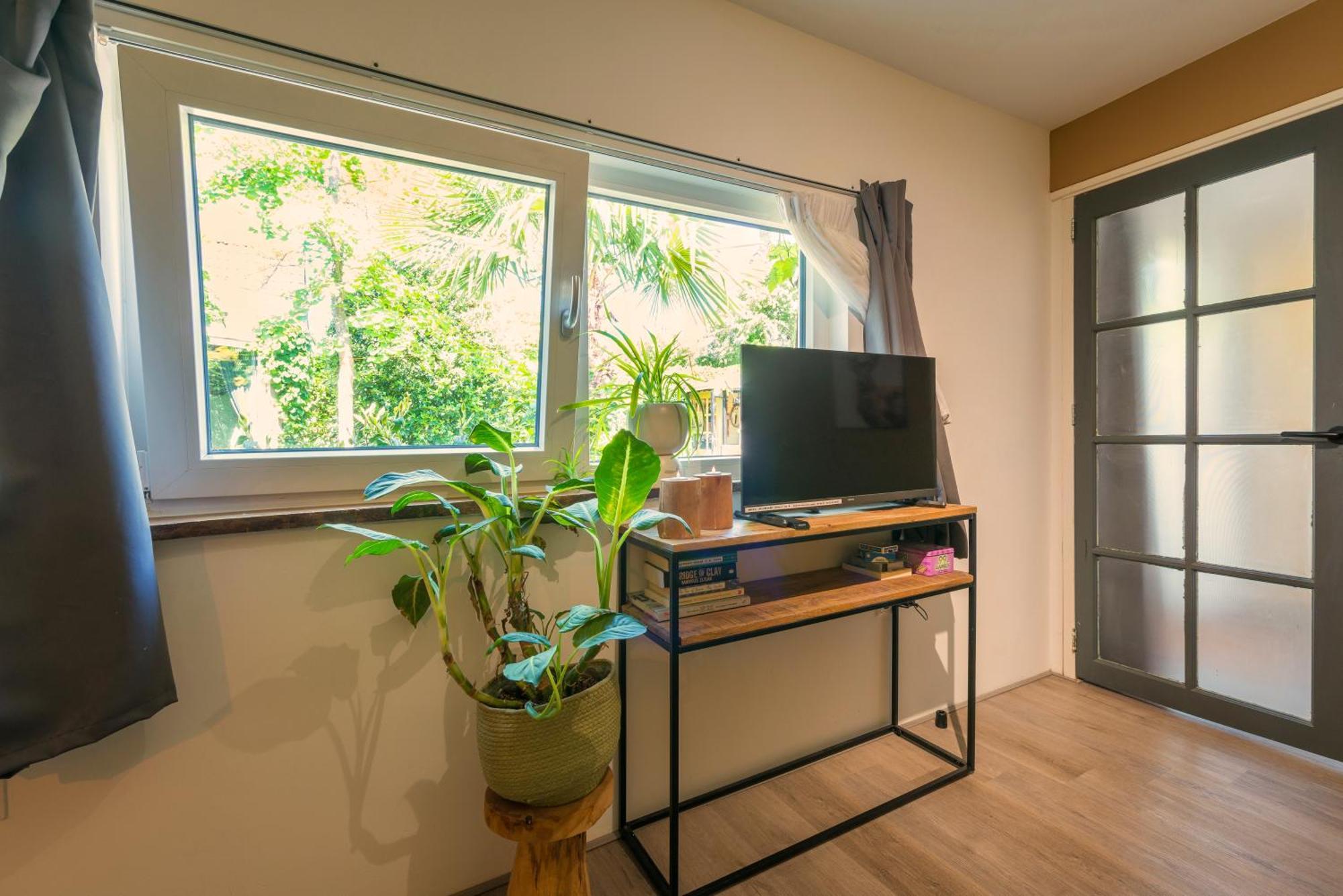 Tiny House - Leenfietsen, Eigen Keuken En Badkamer Apartment