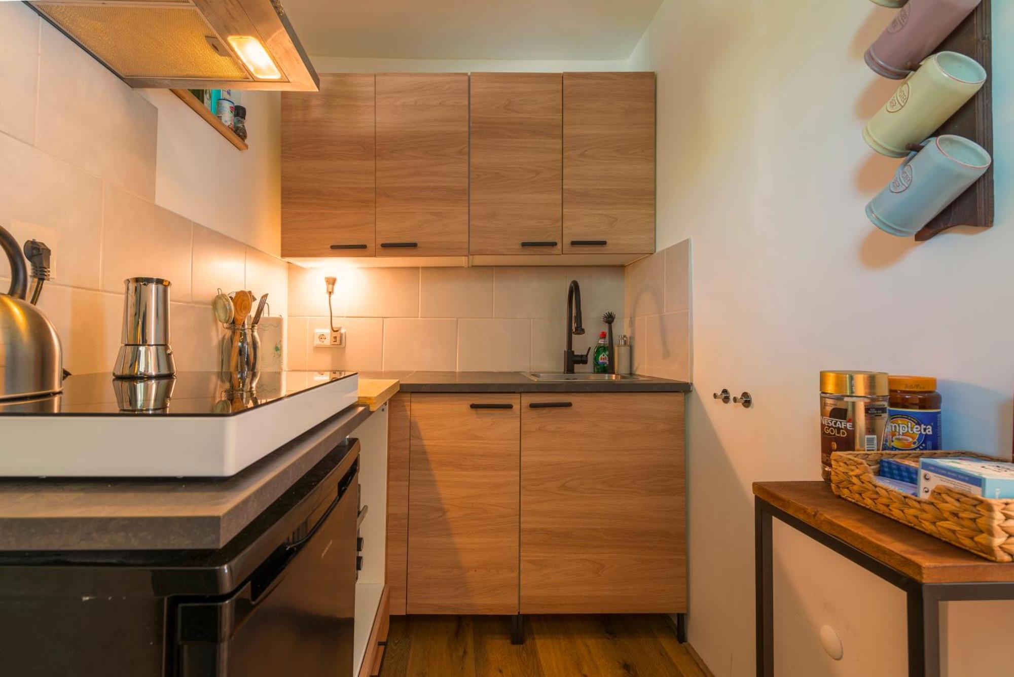 Apartment Tiny House - Leenfietsen, Eigen Keuken En Badkamer *